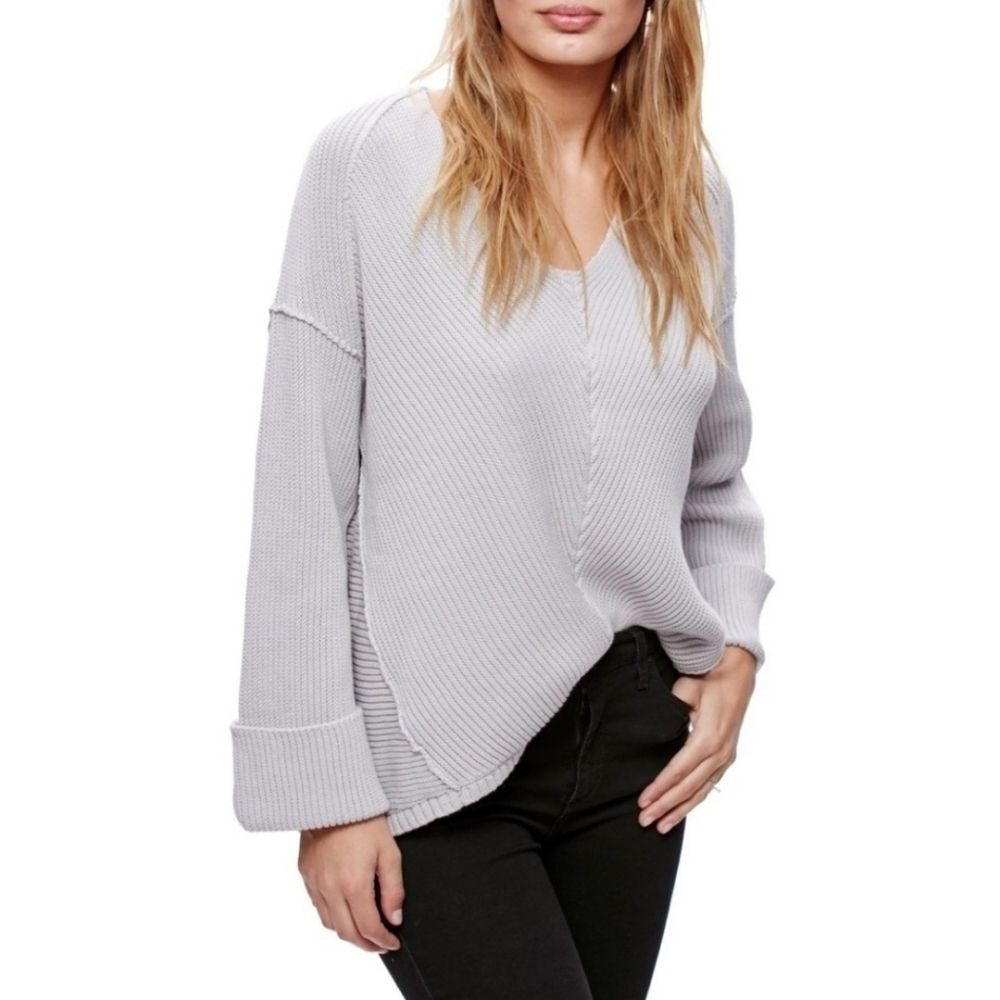 Free People La Brea v-neck cuffed sweater size Small